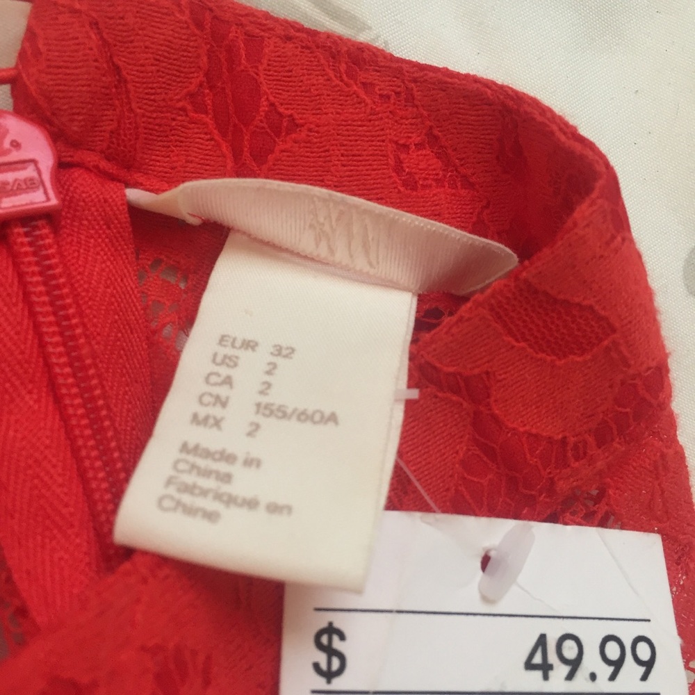 Romper - Picture 2 of 4